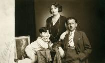Else Fleck mit ihrem Mann und dem Sohn Otto