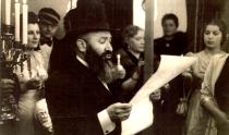 Rabbi Aba Gomer during the wedding rite of Ruth Polyak