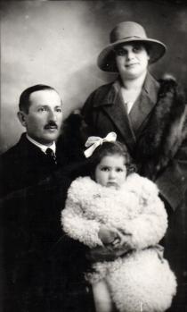 Piroska Sporn and her family