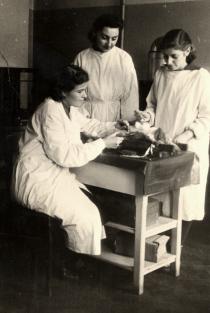 Rachil Meitina with her colleagues