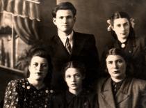 Katz Mózes és családja